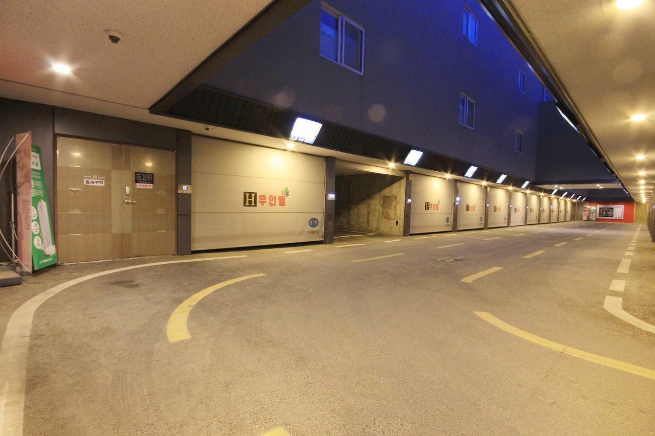 H Drive Hotel Iksan Luaran gambar