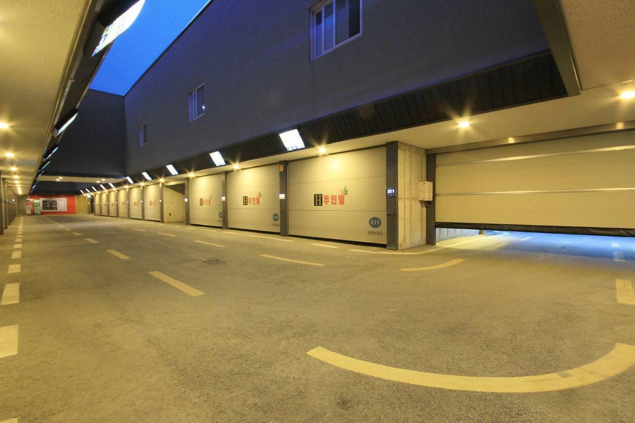 H Drive Hotel Iksan Luaran gambar